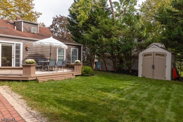 13 Sunset Dr, Clark Twp., NJ 07066