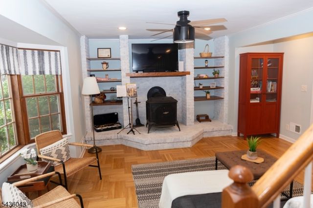 13 Sunset Dr, Clark Twp., NJ 07066