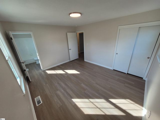 117 Hendrix Drive, Boiling Springs, SC 29316