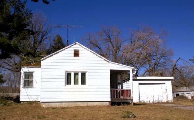 5193 N Mission Road, Rosebush, MI 48878