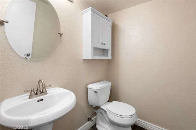11528 Aberdeen Drive, Fontana, CA 92337