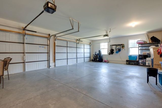 811 Ridgestone Pl, Lebanon, TN 37087