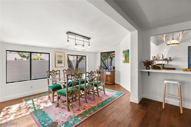 2101 CALLE DE ESPANA, Las Vegas, NV 89102