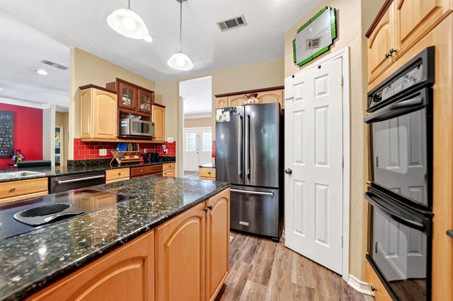 105 Genesta Place, Rockwall, TX 75032