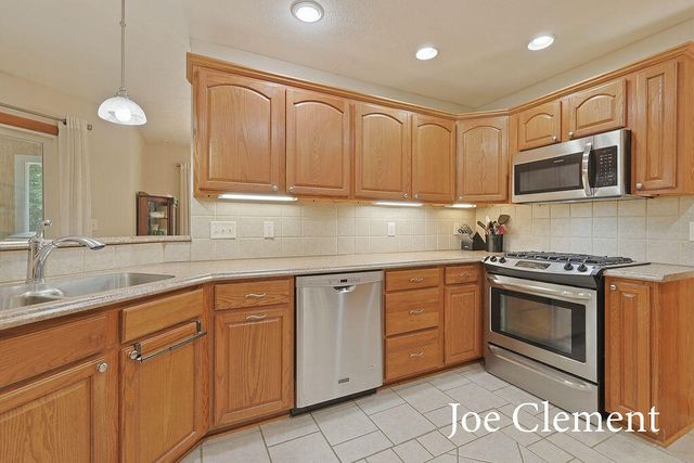 9347 Cedar Pines Lane Ne, Algoma Twp, MI 49345