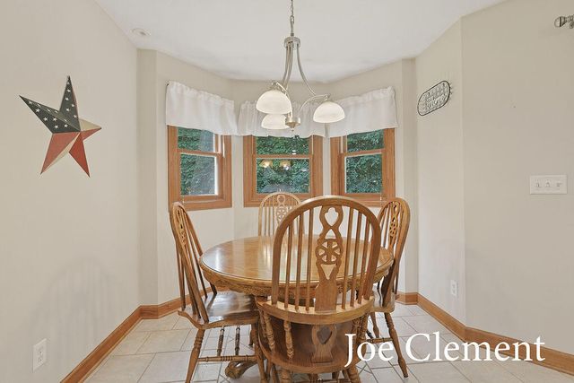9347 Cedar Pines Lane Ne, Algoma Twp, MI 49345