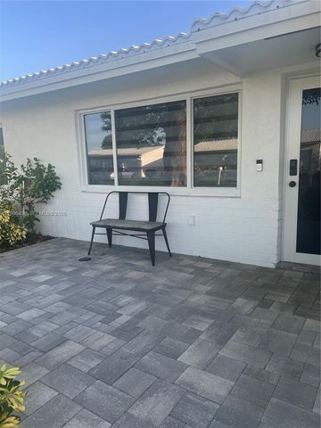 8221 NW 14th Street, Plantation, FL 33322