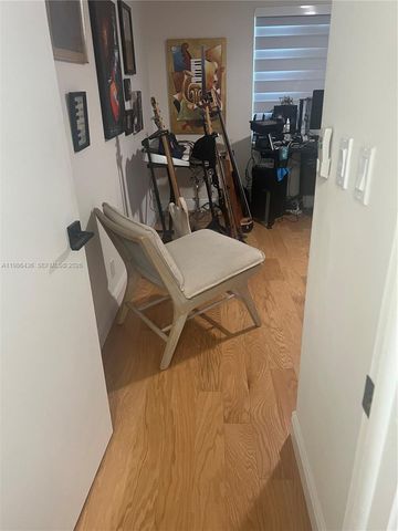 8221 NW 14th Street, Plantation, FL 33322