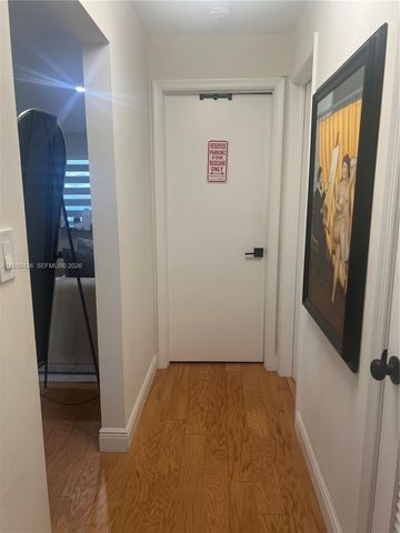 8221 NW 14th Street, Plantation, FL 33322