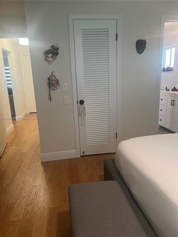 8221 NW 14th Street, Plantation, FL 33322