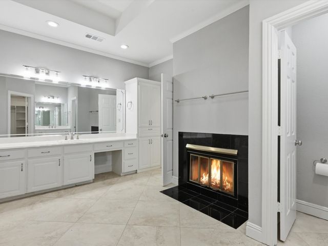 1227 Cambridge Drive, Carrollton, TX 75007