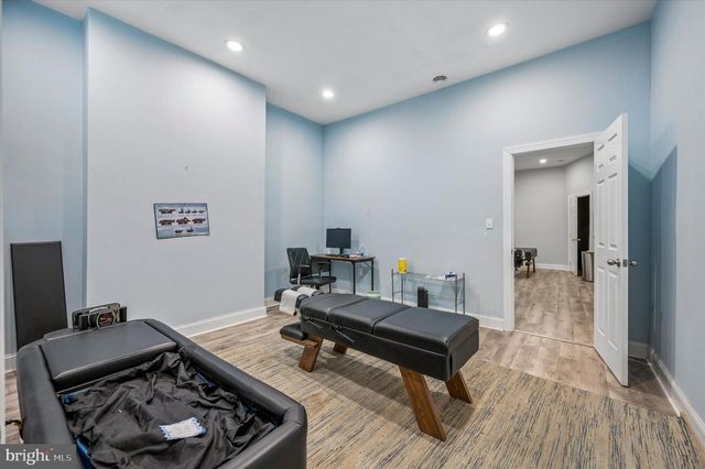 319 S 60TH ST, Philadelphia, PA 19143