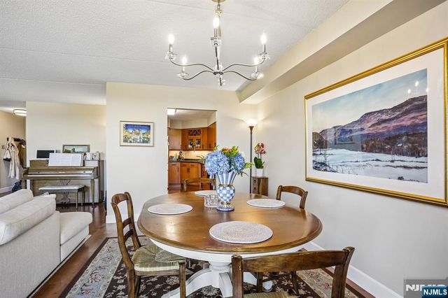 1077 River Road 303, Edgewater, NJ 07020