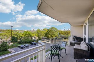 1077 River Road 303, Edgewater, NJ 07020