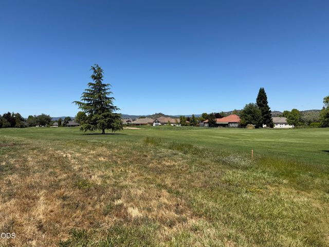 Robert Trent Jones Boulevard, Eagle Point, OR 97524