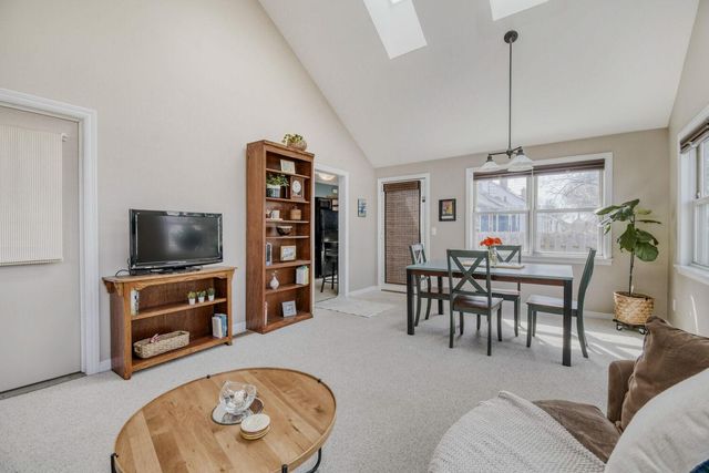 5424 30th Avenue S, Minneapolis, MN 55417