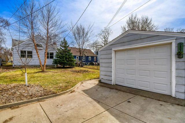 5424 30th Avenue S, Minneapolis, MN 55417