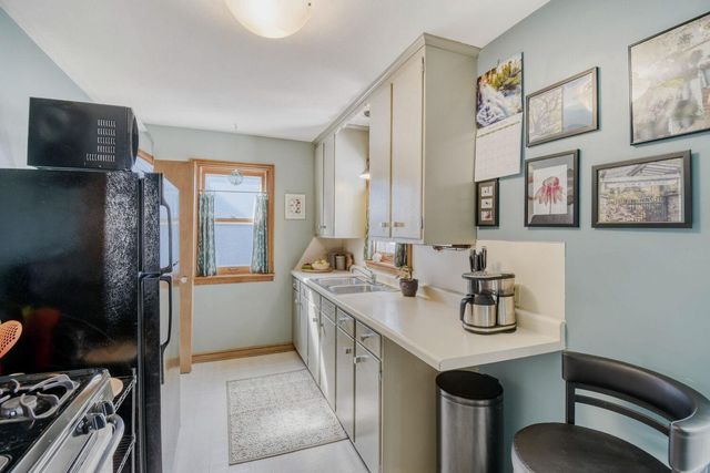 5424 30th Avenue S, Minneapolis, MN 55417