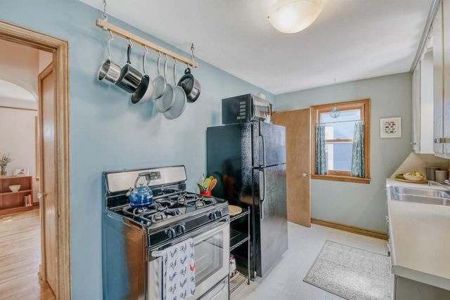 5424 30th Avenue S, Minneapolis, MN 55417