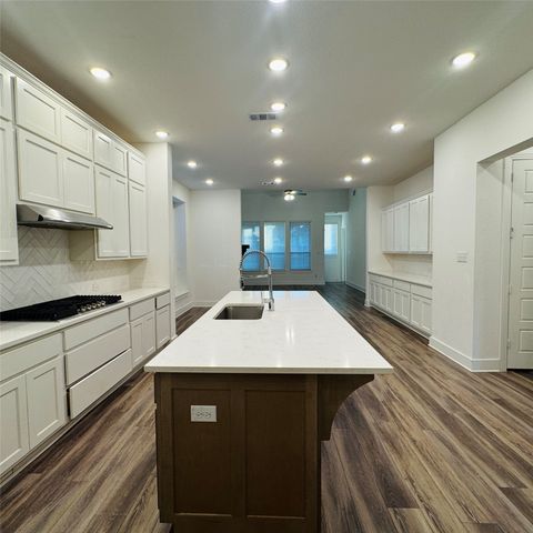 1804 Pelham, Aubrey, TX 76227