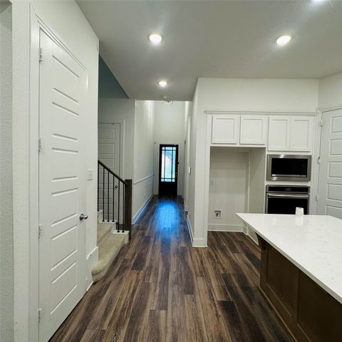 1804 Pelham, Aubrey, TX 76227