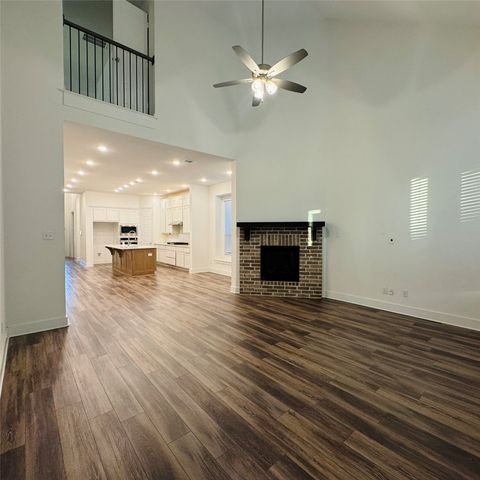 1804 Pelham, Aubrey, TX 76227