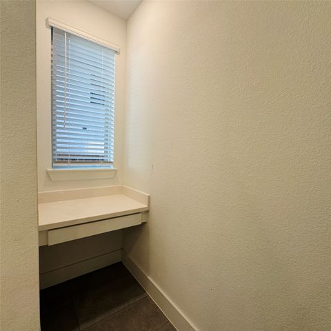 1804 Pelham, Aubrey, TX 76227