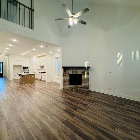 1804 Pelham, Aubrey, TX 76227