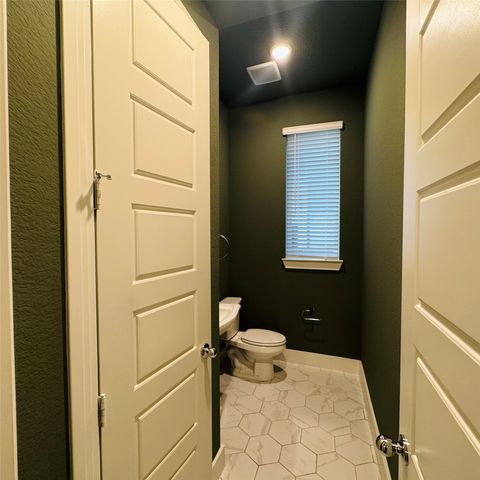 1804 Pelham, Aubrey, TX 76227