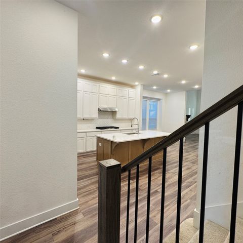 1804 Pelham, Aubrey, TX 76227