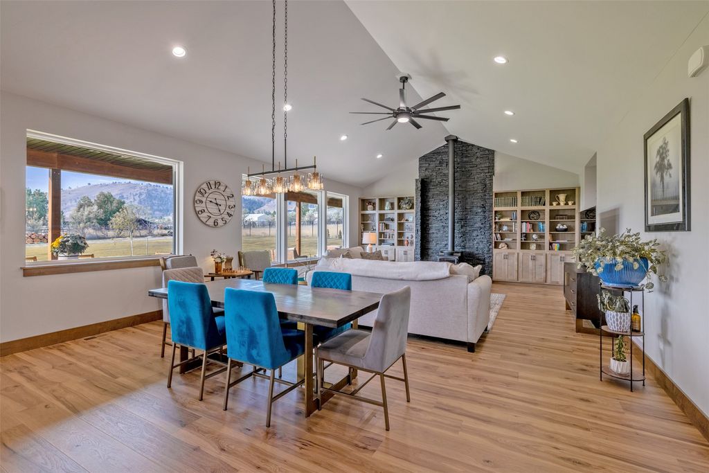 6760 Scratchgravel Drive, Helena, MT 59602 photo 5