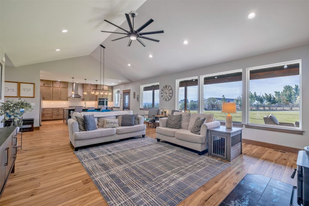 6760 Scratchgravel Drive, Helena, MT 59602 photo 6