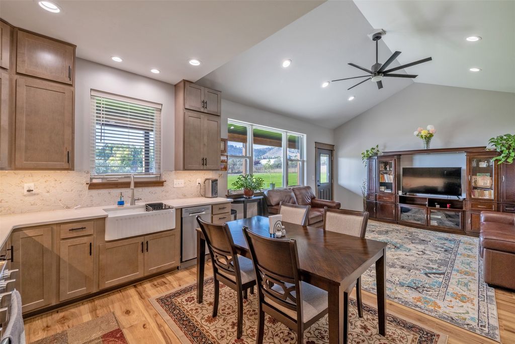 6760 Scratchgravel Drive, Helena, MT 59602 photo 66