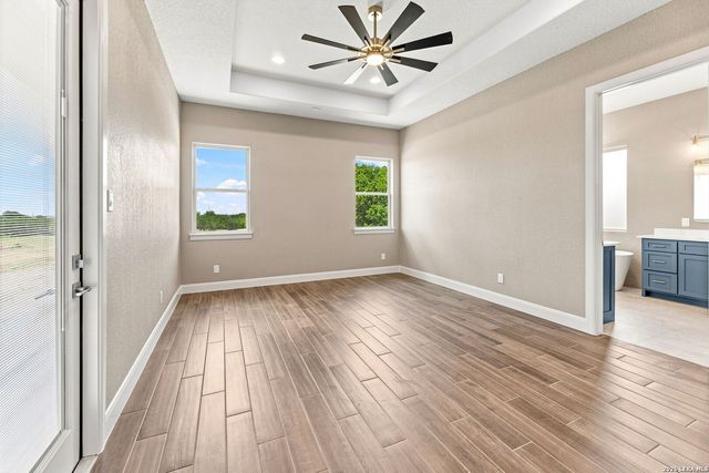 3062 Vista Rdg, Seguin, TX 78155