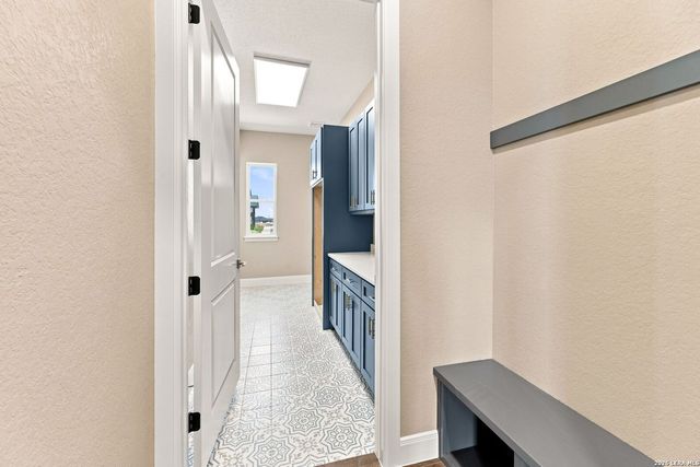 3062 Vista Rdg, Seguin, TX 78155