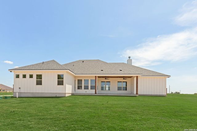 3062 Vista Rdg, Seguin, TX 78155