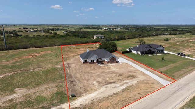3062 Vista Rdg, Seguin, TX 78155
