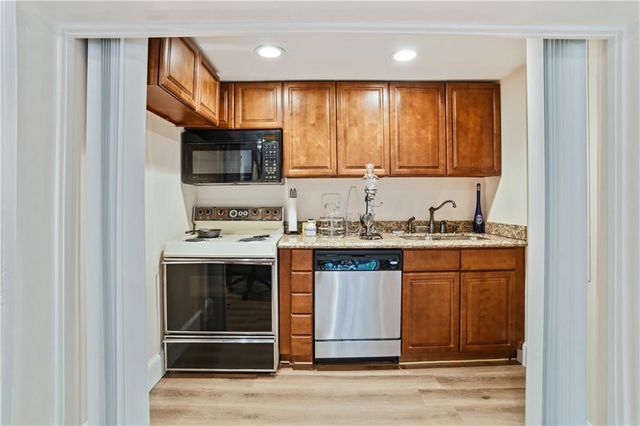 2900 Lookout Place NE, Atlanta, GA 30305