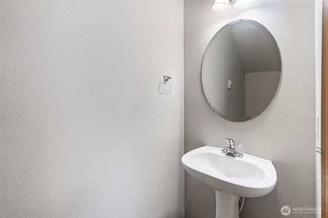 4909 Bowwood Circle NE, Bremerton, WA 98310