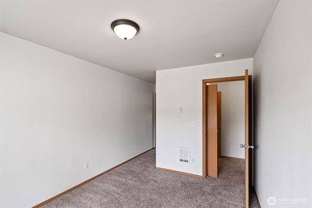 4909 Bowwood Circle NE, Bremerton, WA 98310
