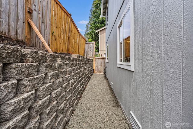 4909 Bowwood Circle NE, Bremerton, WA 98310