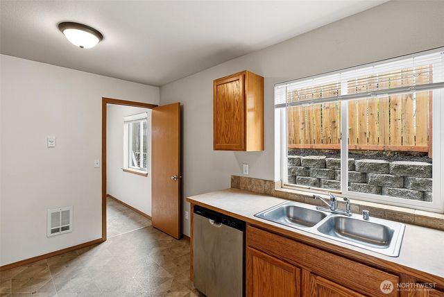 4909 Bowwood Circle NE, Bremerton, WA 98310