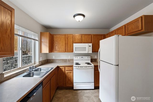 4909 Bowwood Circle NE, Bremerton, WA 98310