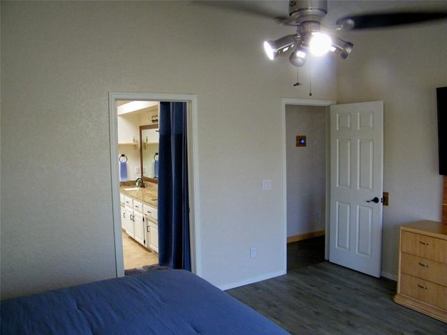 617 Firelane Rd, Edmond, OK 73003