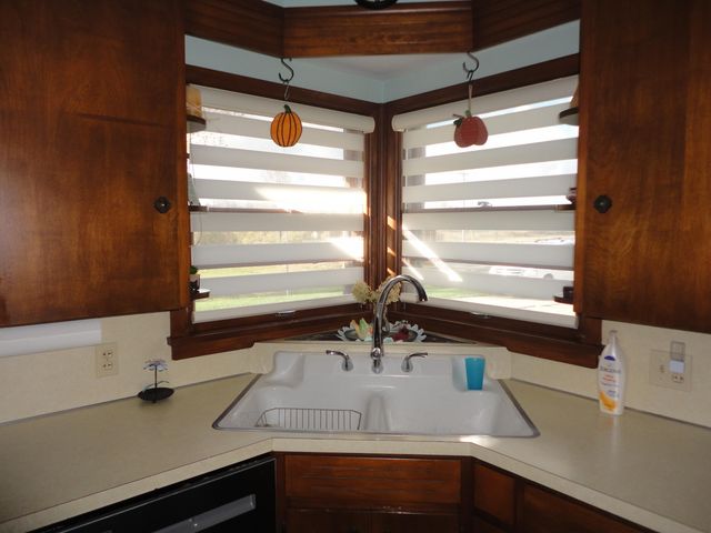 5994 136th Avenue, Manlius Twp, MI 49423