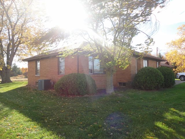 5994 136th Avenue, Manlius Twp, MI 49423