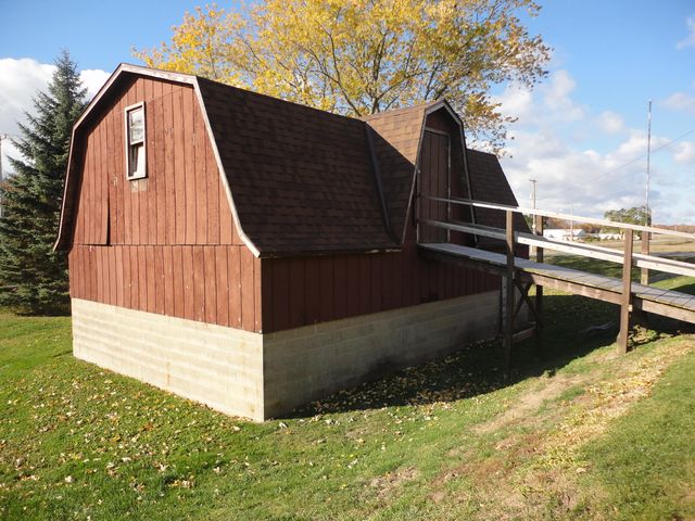 5994 136th Avenue, Manlius Twp, MI 49423