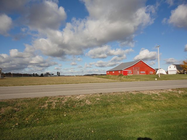 5994 136th Avenue, Manlius Twp, MI 49423