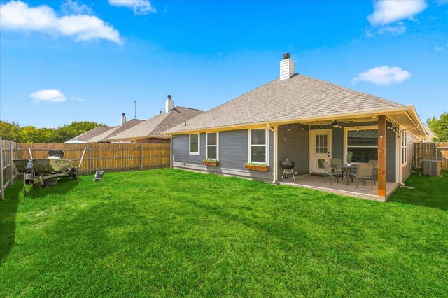 236 Firefly Drive, Springtown, TX 76082