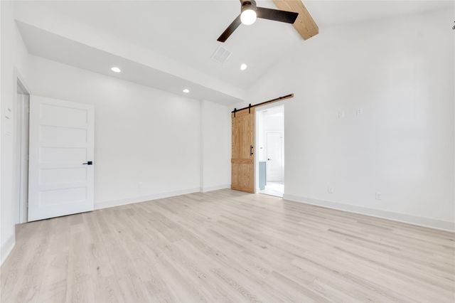 1035 W 24th Street, Houston, TX 77008